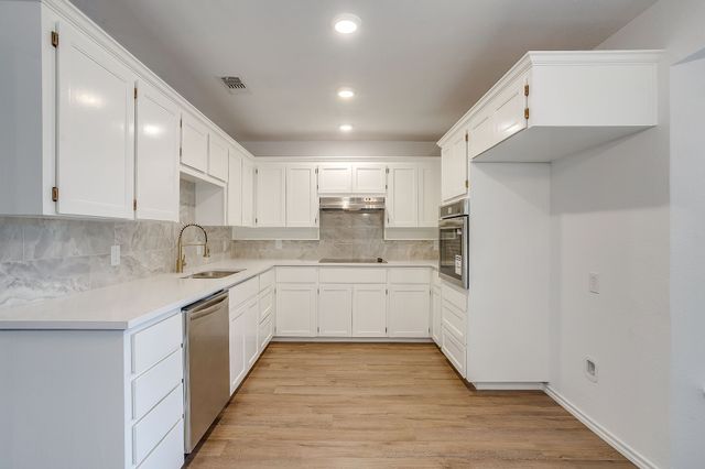 1303 Glenhaven Drive, Cleburne, TX 76033