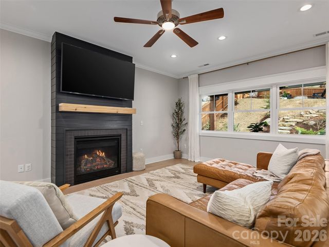 201 Weybridge Drive, Arden, NC 28704