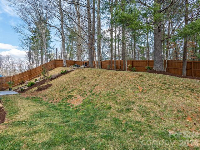 201 Weybridge Drive, Arden, NC 28704