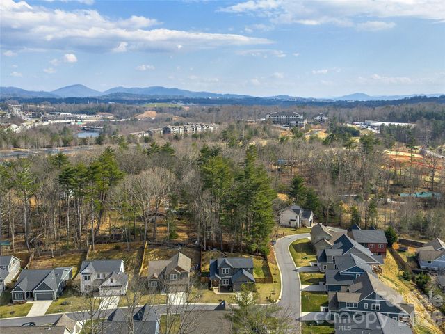 201 Weybridge Drive, Arden, NC 28704