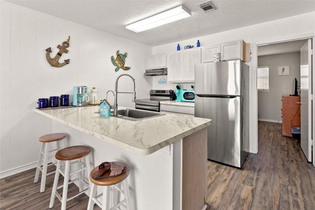 314 Beach Drive, Surfside Beach, TX 77541