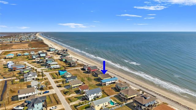 314 Beach Drive, Surfside Beach, TX 77541