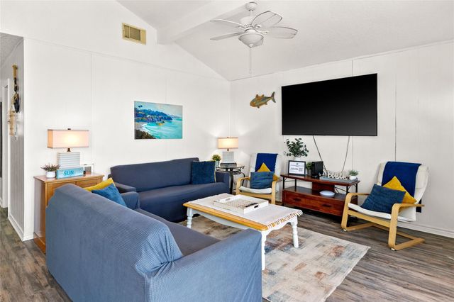 314 Beach Drive, Surfside Beach, TX 77541