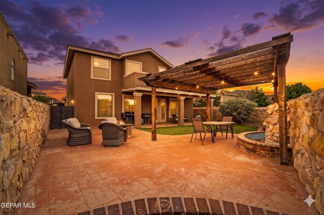 5017 MOON RANCH Lane, El Paso, TX 79934