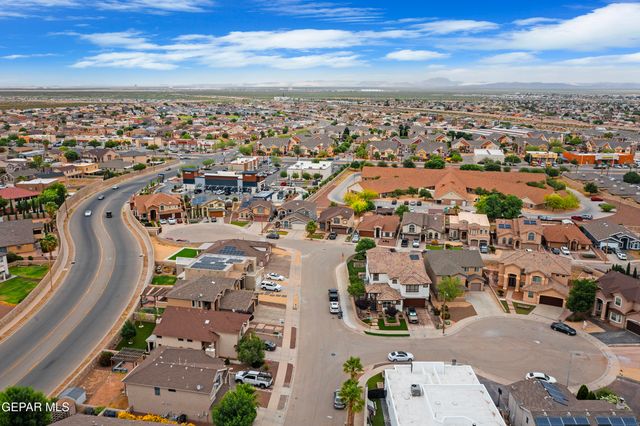 5017 MOON RANCH Lane, El Paso, TX 79934