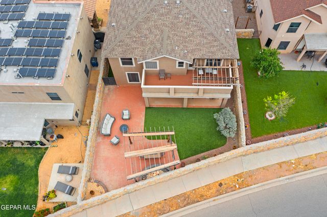 5017 MOON RANCH Lane, El Paso, TX 79934
