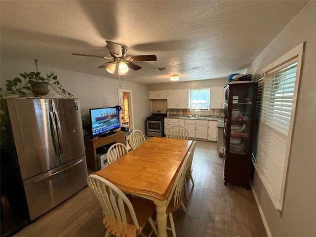 1528 E King Street, Sherman, TX 75090