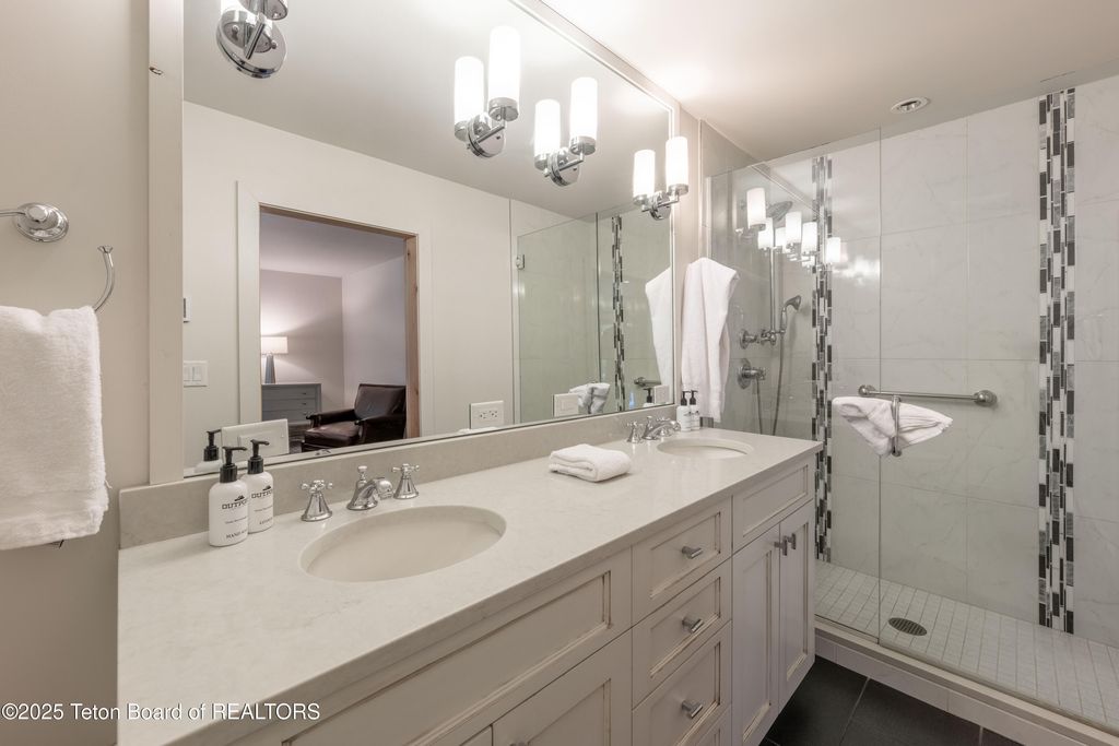 3720 W MICHAEL Drive 5-1, Teton Village, WY 83025 photo 11