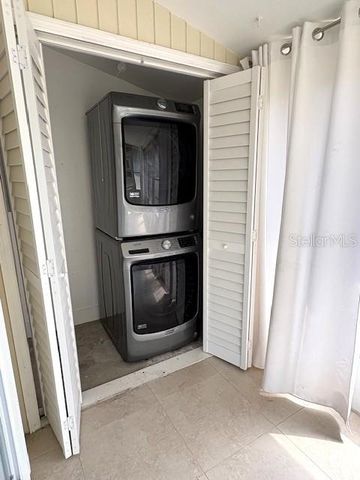302 CANTON COURT 62, Sun City Center, FL 33573