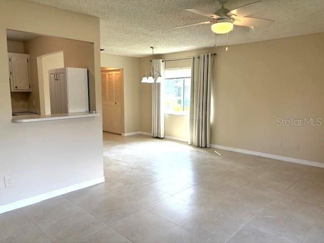 302 CANTON COURT 62, Sun City Center, FL 33573