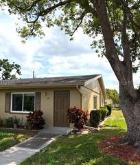 302 CANTON COURT 62, Sun City Center, FL 33573