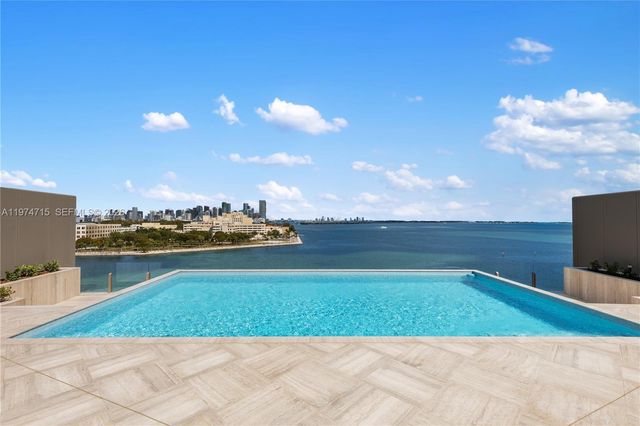 5 Grove Isle Dr PHL1, Miami, FL 33133