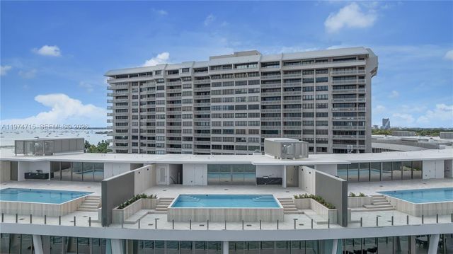 5 Grove Isle Dr PHL1, Miami, FL 33133