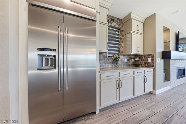 6044 Andezano Drive, Las Vegas, NV 89135