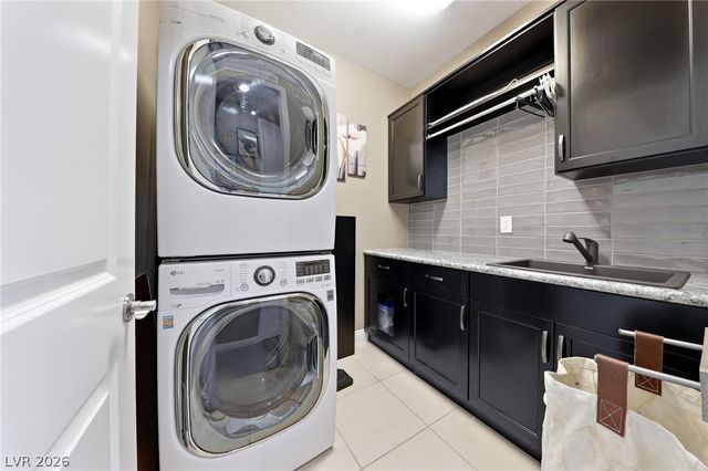 6044 Andezano Drive, Las Vegas, NV 89135