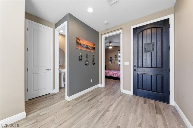 6044 Andezano Drive, Las Vegas, NV 89135