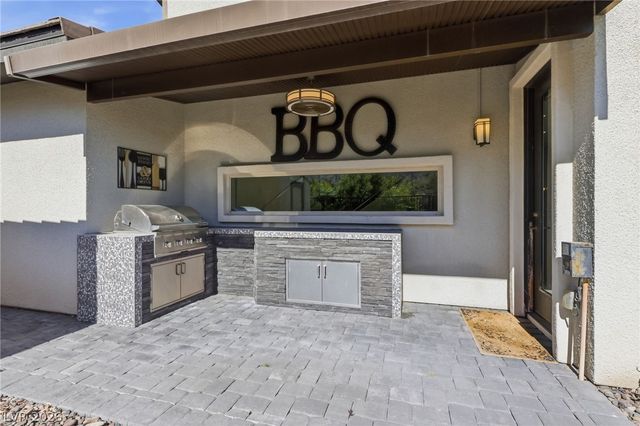 6044 Andezano Drive, Las Vegas, NV 89135