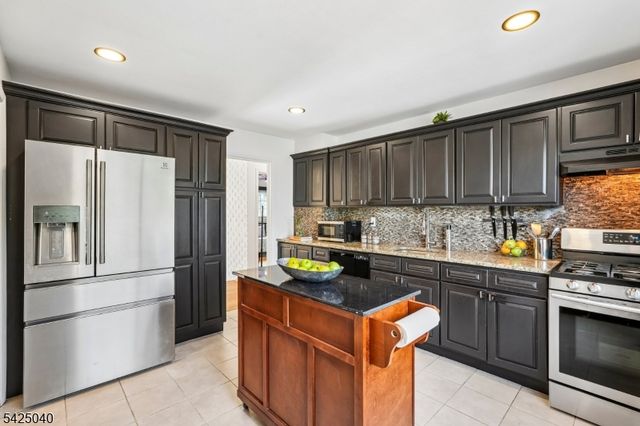 1 Rand Dr, West Orange Twp., NJ 07052