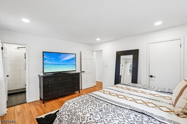 1 Rand Dr, West Orange Twp., NJ 07052