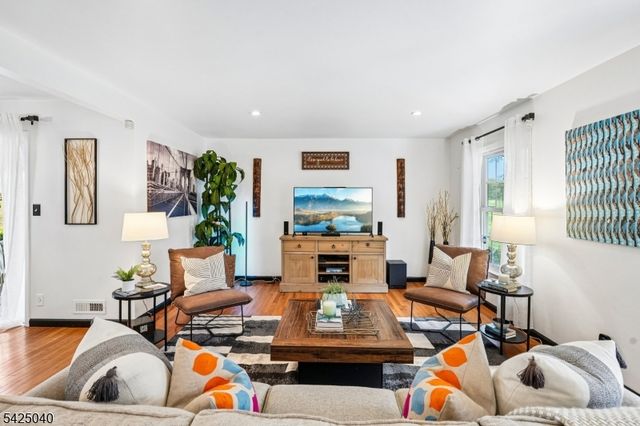 1 Rand Dr, West Orange Twp., NJ 07052