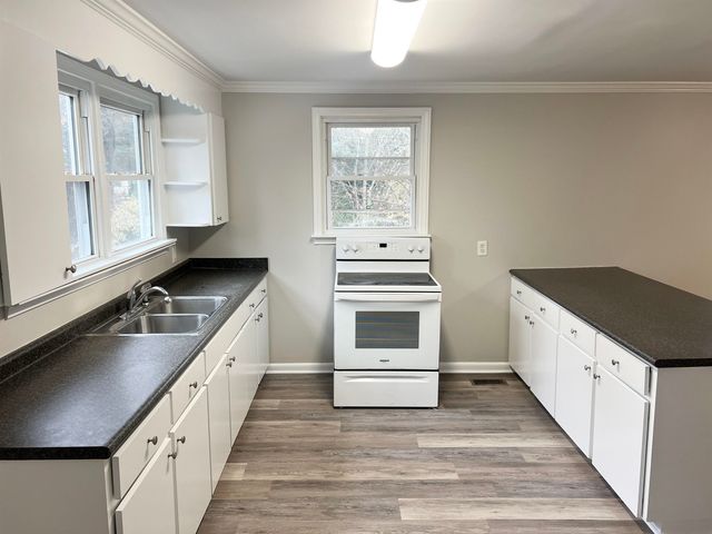 5 Pine Lane, Inman, SC 29349