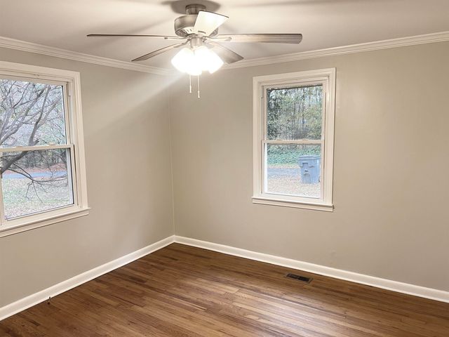 5 Pine Lane, Inman, SC 29349