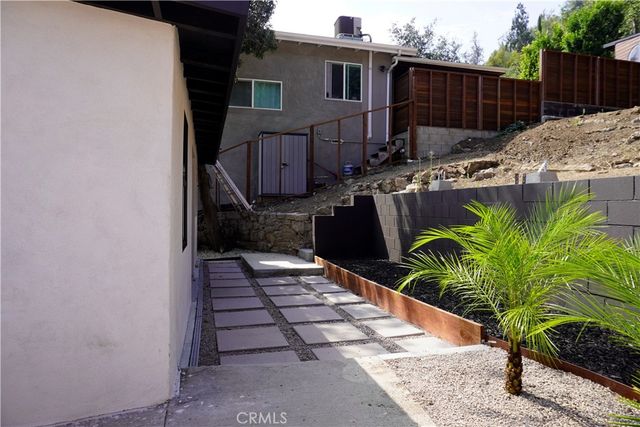 4847 Marmion Way, Los Angeles, CA 90042