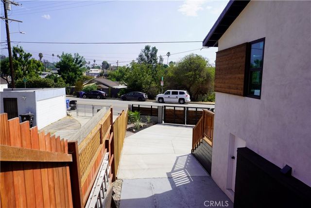4847 Marmion Way, Los Angeles, CA 90042