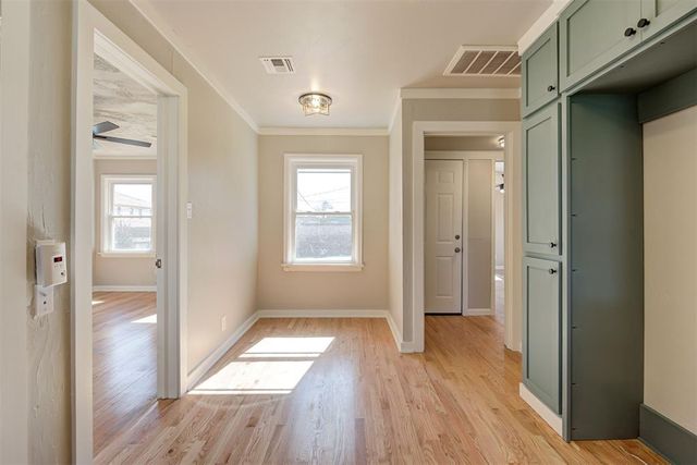 1106 Fenwick Place, Nichols Hills, OK 73116