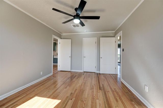 1106 Fenwick Place, Nichols Hills, OK 73116