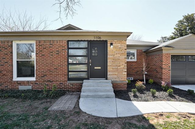 1106 Fenwick Place, Nichols Hills, OK 73116