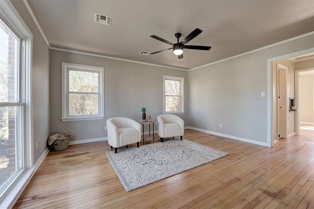 1106 Fenwick Place, Nichols Hills, OK 73116