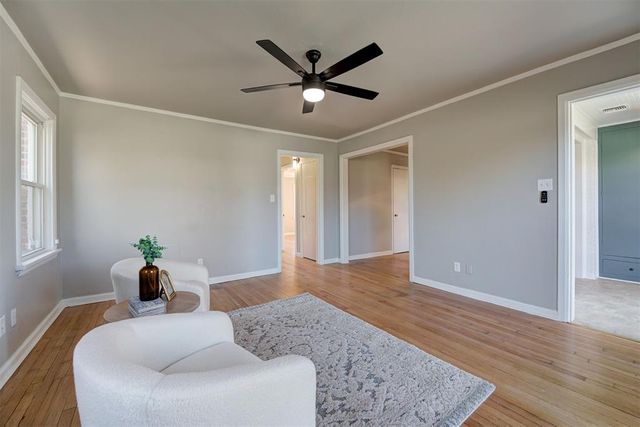 1106 Fenwick Place, Nichols Hills, OK 73116