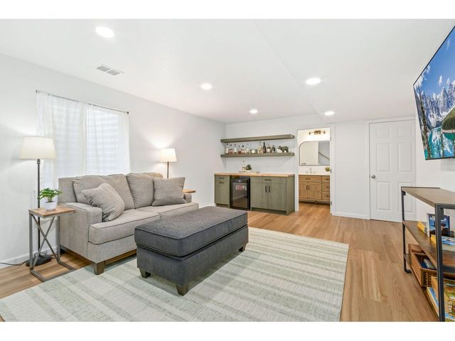 5321 Cornerstone Dr, Fort Collins, CO 80528