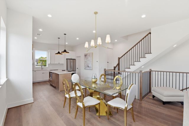 7706 Earl Rudder Way, Houston, TX 77055