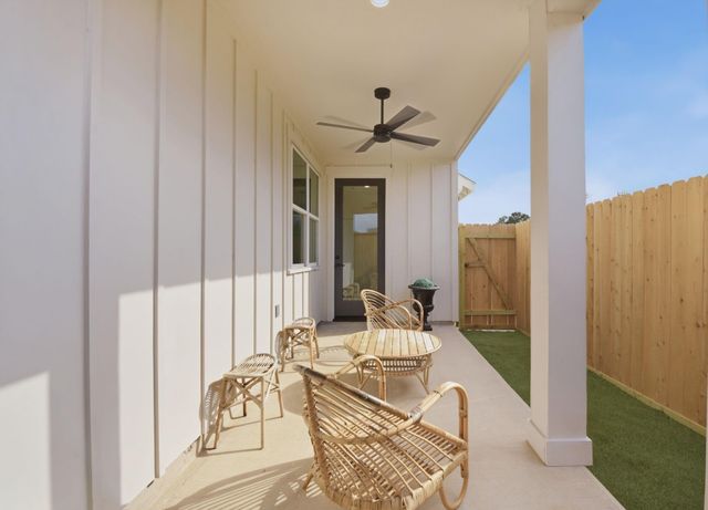 7706 Earl Rudder Way, Houston, TX 77055