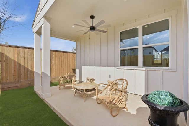7706 Earl Rudder Way, Houston, TX 77055