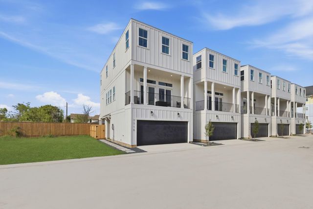 7706 Earl Rudder Way, Houston, TX 77055