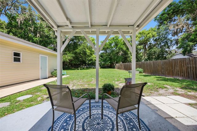 2012 S PALMETTO AVENUE, Sanford, FL 32771