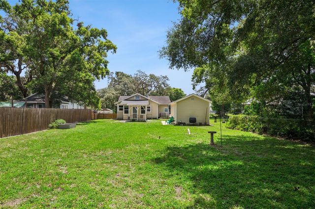 2012 S PALMETTO AVENUE, Sanford, FL 32771