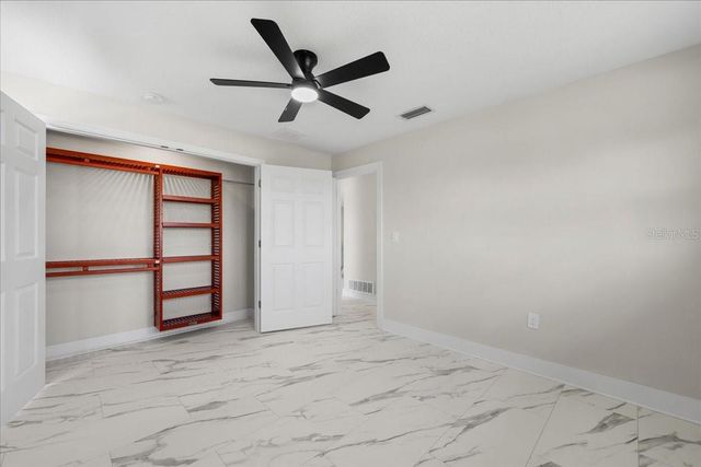 5151 PORPOISE PLACE, New Port Richey, FL 34652