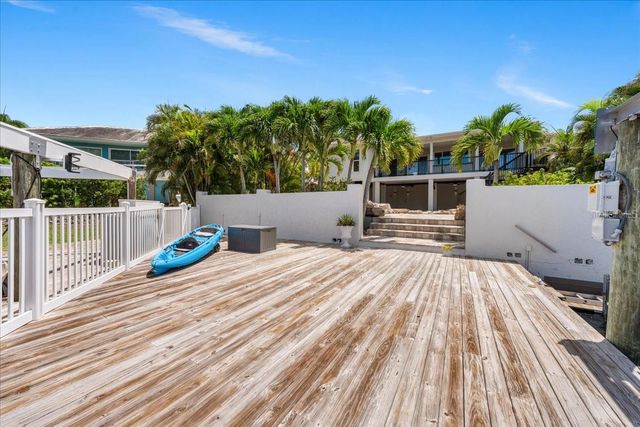 5151 PORPOISE PLACE, New Port Richey, FL 34652