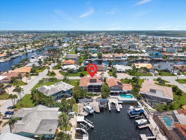 5151 PORPOISE PLACE, New Port Richey, FL 34652