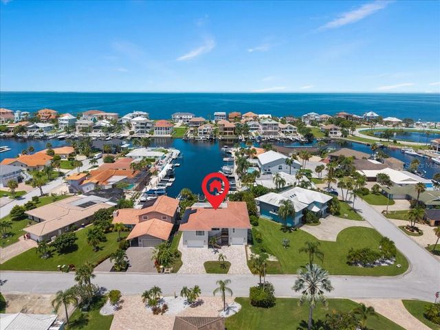 5151 PORPOISE PLACE, New Port Richey, FL 34652