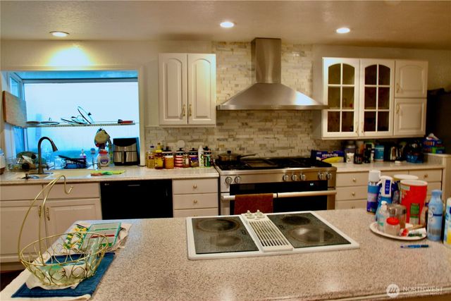 11531 80th Avenue S, Seattle, WA 98178