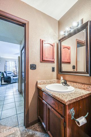 4012 TIERRA EVA Place, El Paso, TX 79938
