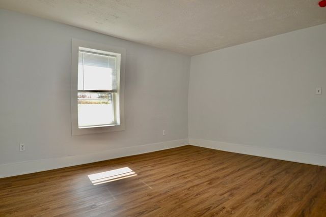 63-65 Cherry St 2R, Ashland, MA 01721