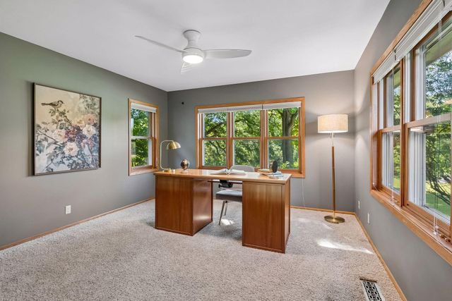 2600 W 102nd Street, Bloomington, MN 55431