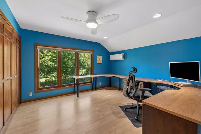 2600 W 102nd Street, Bloomington, MN 55431