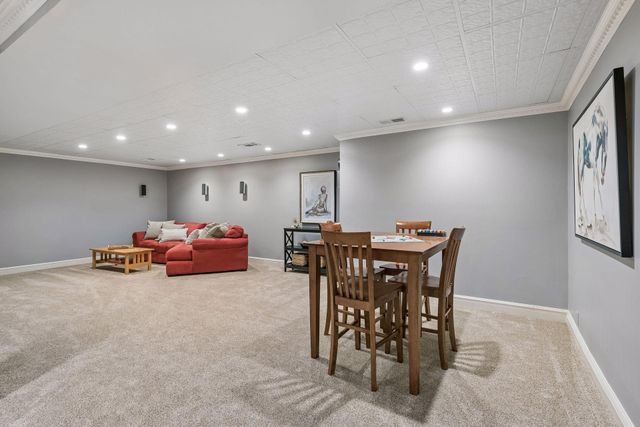 2600 W 102nd Street, Bloomington, MN 55431